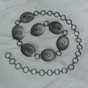 urban outfitters silver chain belt
